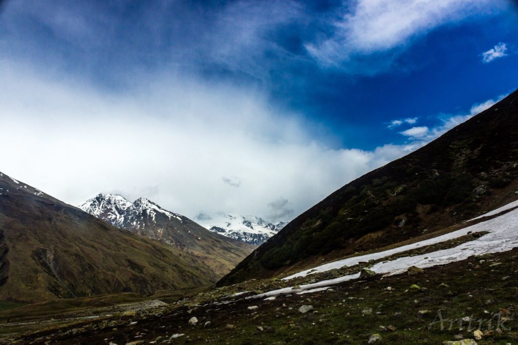 Jalandhari gad valley , Harsil , Uttrakhand (Lamkhaga pass trek - May 2016)