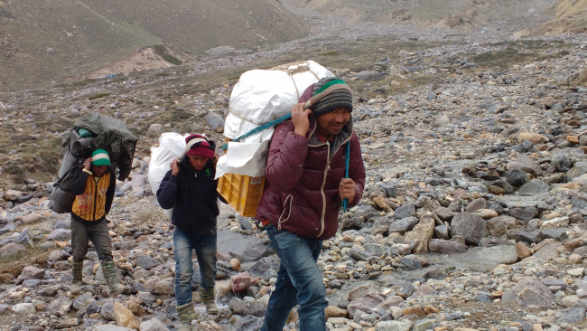 Lamkhaga pass trek expedition