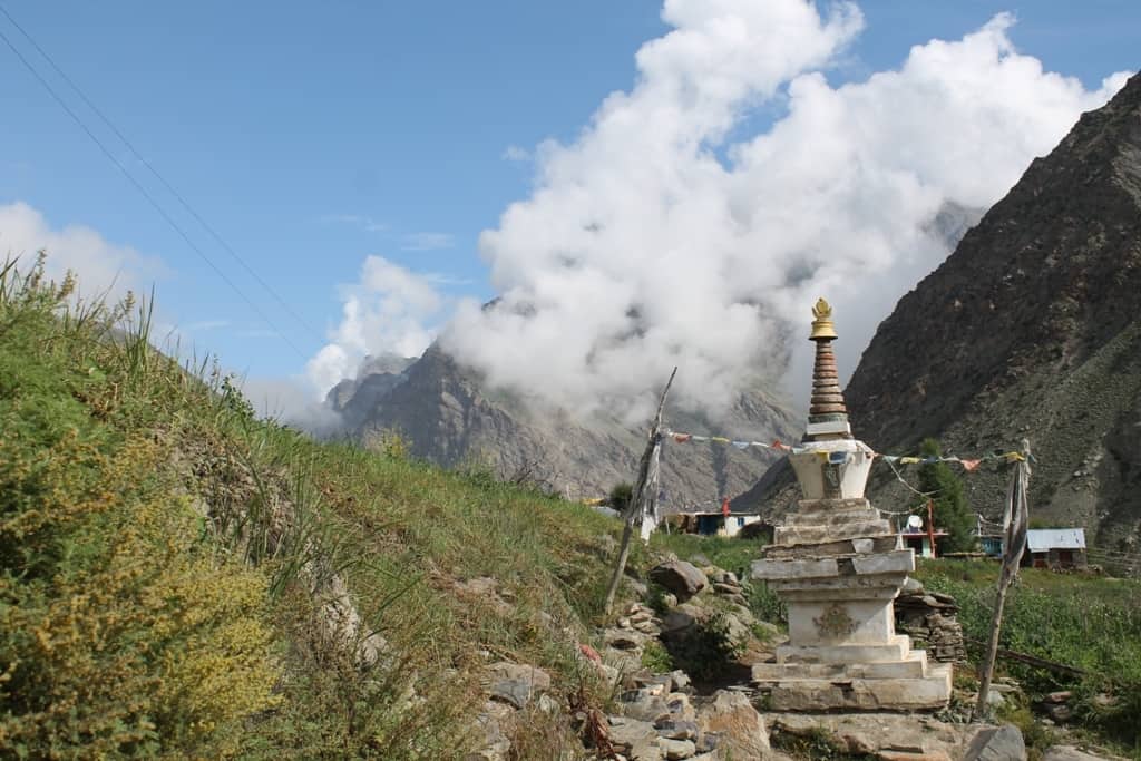 Chorten in Charang