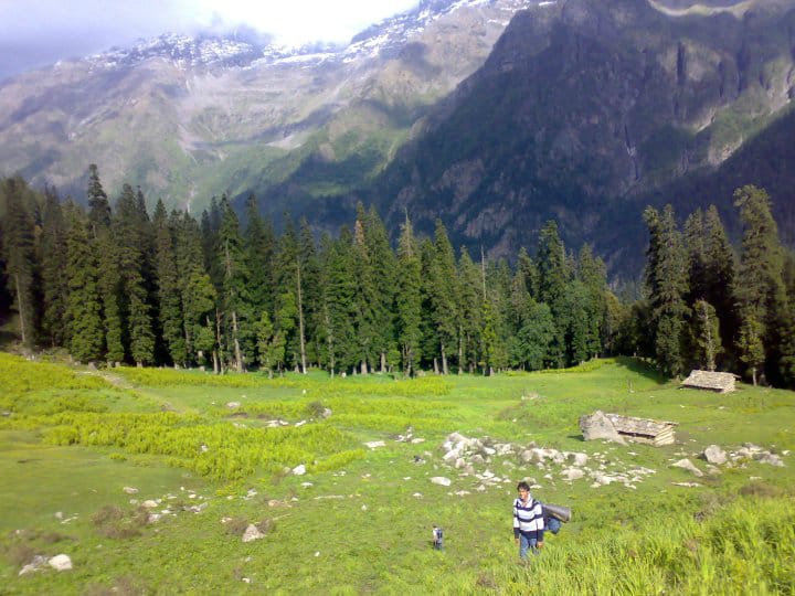 Shepherd's hut near Dayara meadows