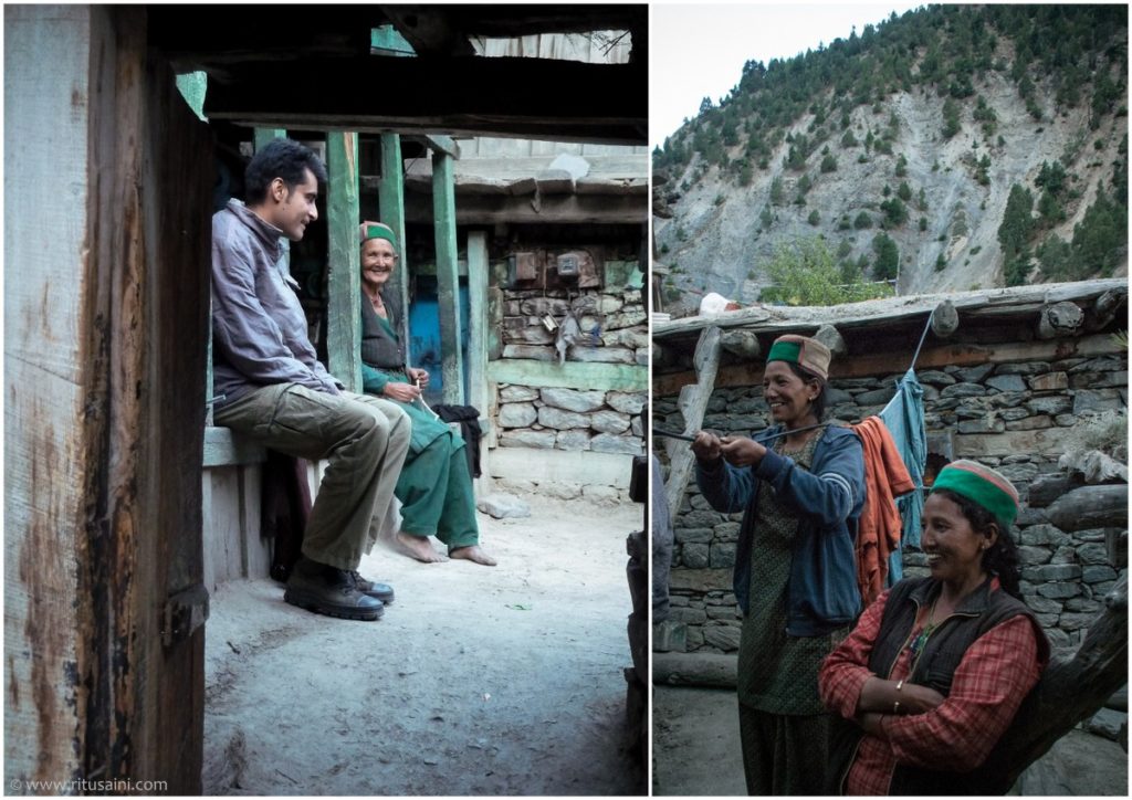 Having a chat with Kinnauri ladies