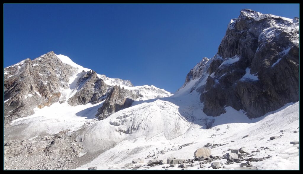 another-pass-on-Borasu-pass-ridgeline-1