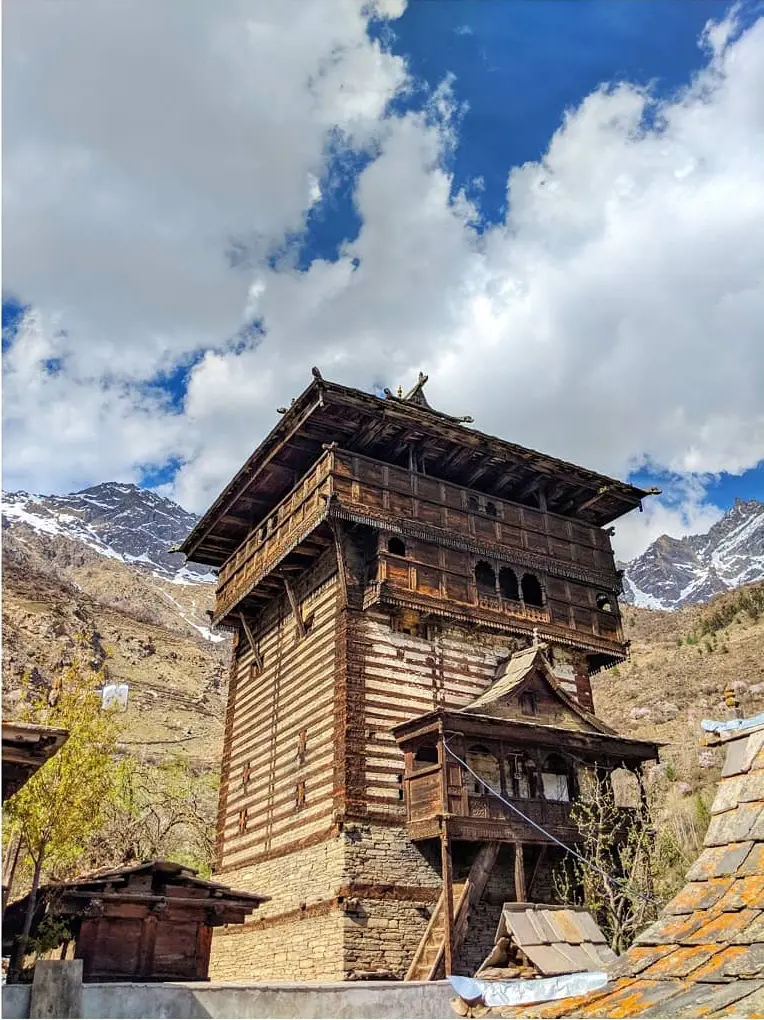 Kamru fort tower
