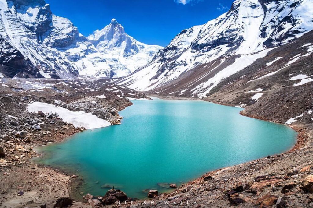 Kedartal lake panorama
