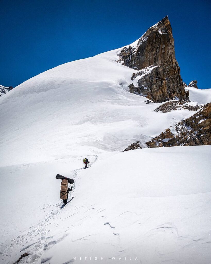 Porters walking on Auden's Col ridge