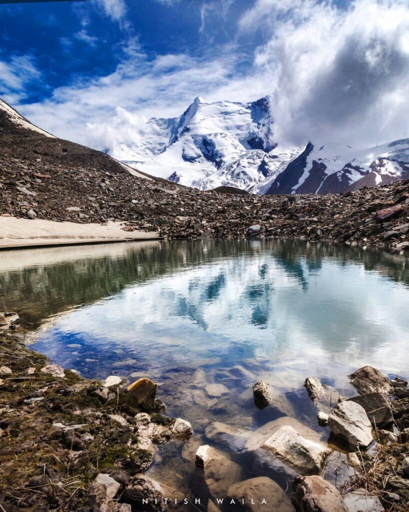Small water pool near Auden's Col