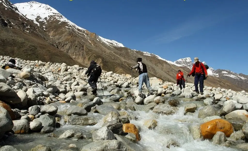 Crossing the last stream before reaching Baspa glacier snout