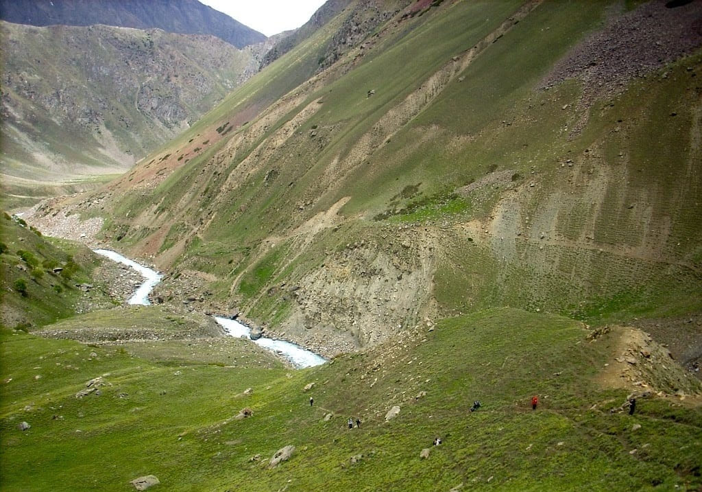 Looking back from eastern rim of Shakuli camp