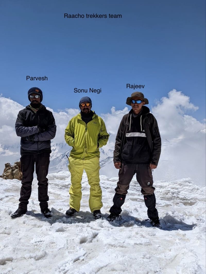 Raacho Trekkers' team