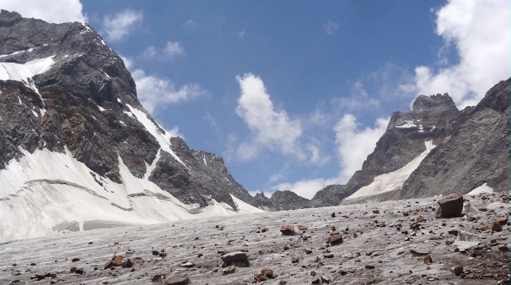 Abrasion zone of Khimloga glacier