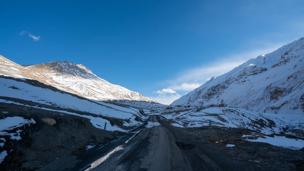 The road to Kaza