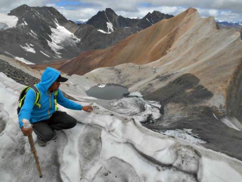 Tapang to Larsa Climb, Larsa we pass trek